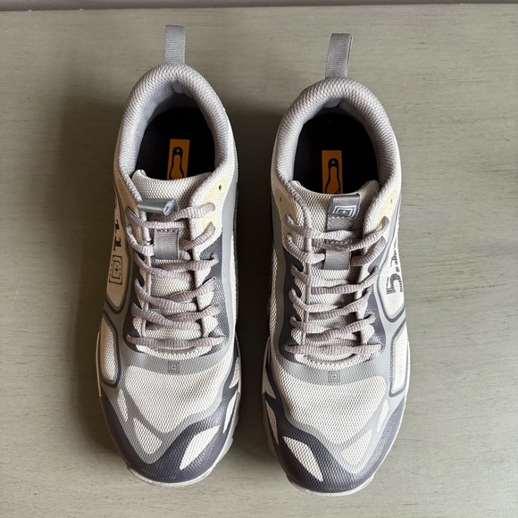 5.11 Tactical Women ABR 16005 Trainer Lunar Sneakers US 8 Gray Lace Up Athletic - Picture 7 of 14